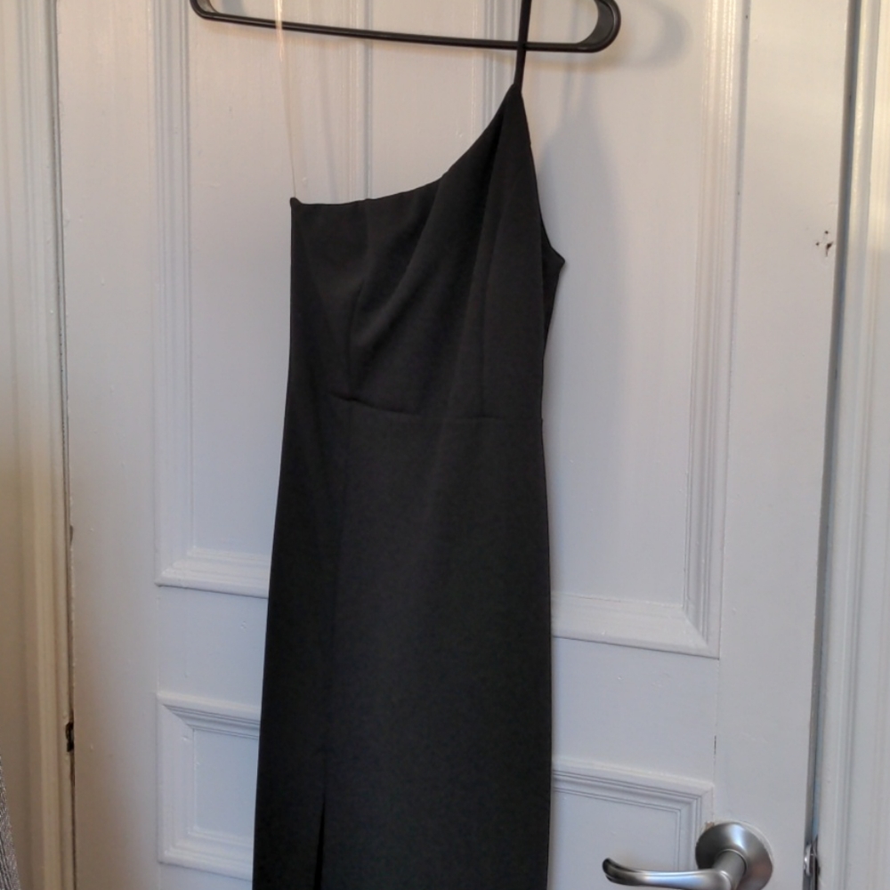 Black posh cocktail dress